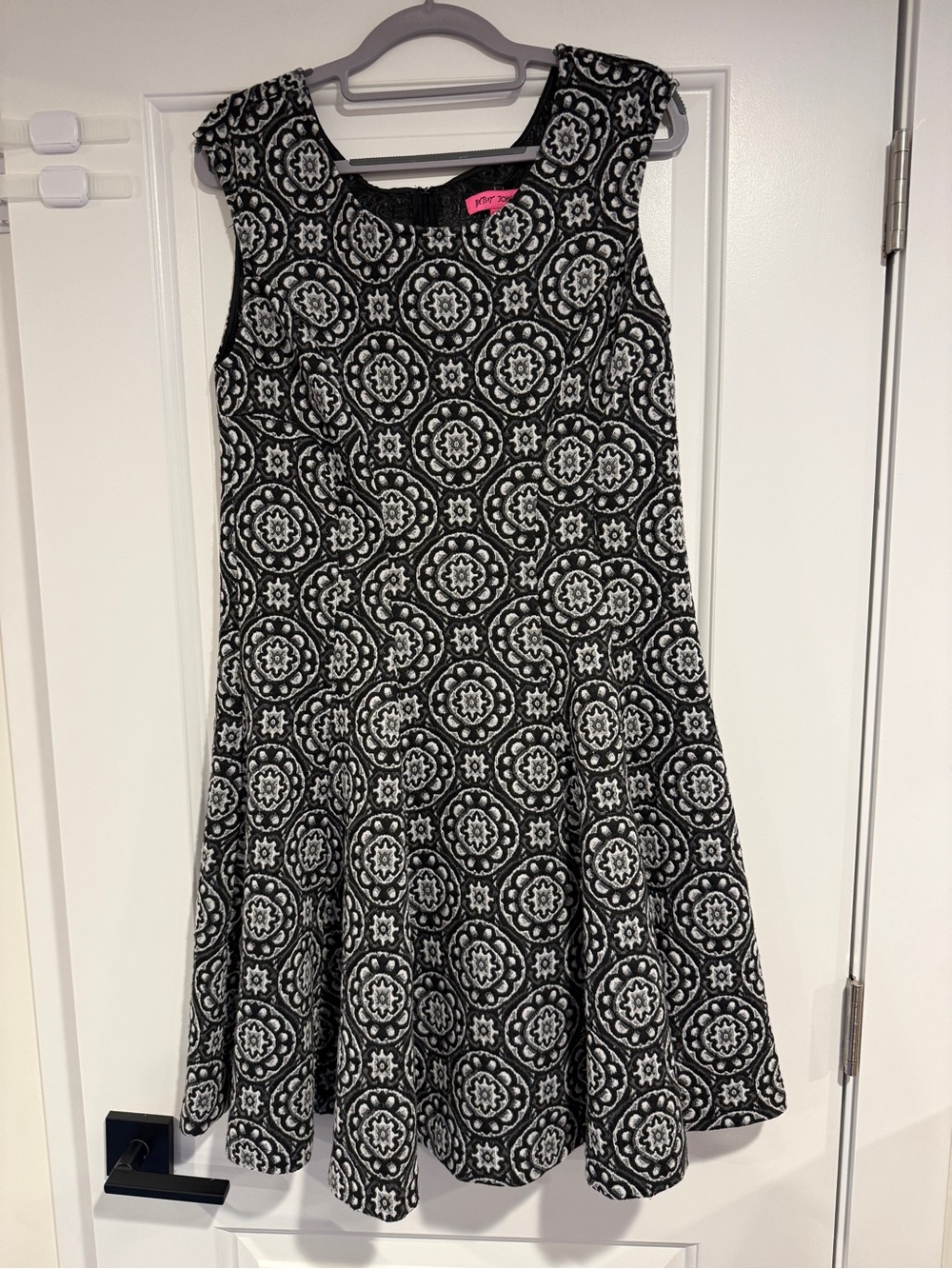 Betsey Johnson Black & White Fit & Flare Party Dress Women's Size US 12